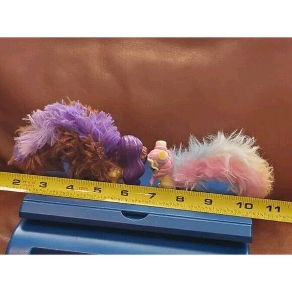 Scented Whiffies Ice Cream Shop Cocoa Carly And Marni Mallow Replacement Figures - Picture 3 of 13